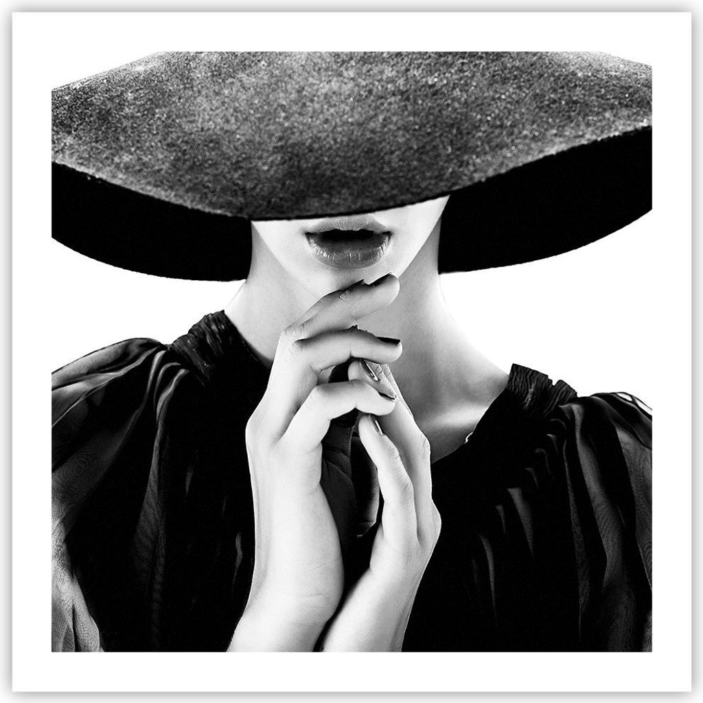 Poster - Poster ohne Rahmen - Frau Hände Hut - 60x60 cm - Wand Bild - Wanddeko - Wandbilder - Kunstposter - Wandposter - Bilder - Kunstdruck - Wan...
