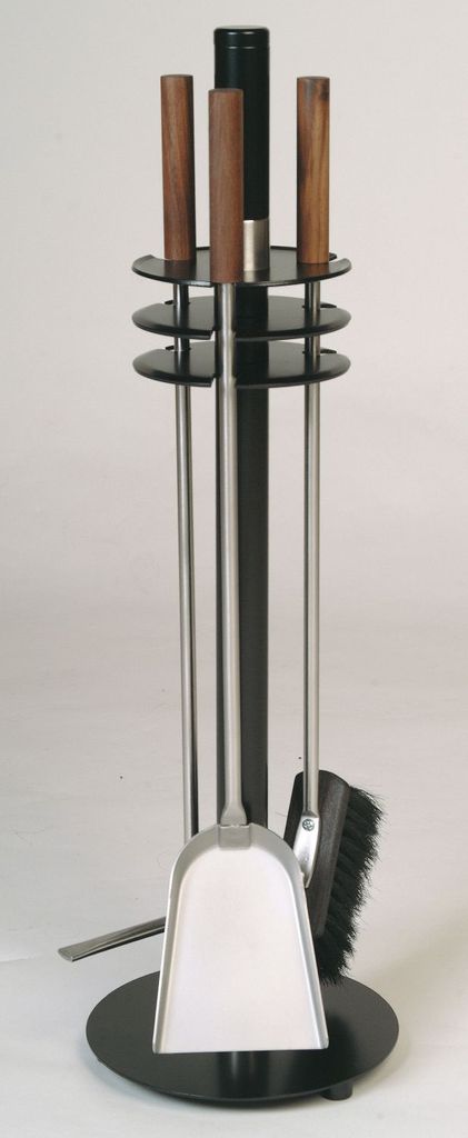 Kaminbesteck Modell 935 – schwarz beschichtet, Besteck - Edelstahl, Griffe - Nussholz