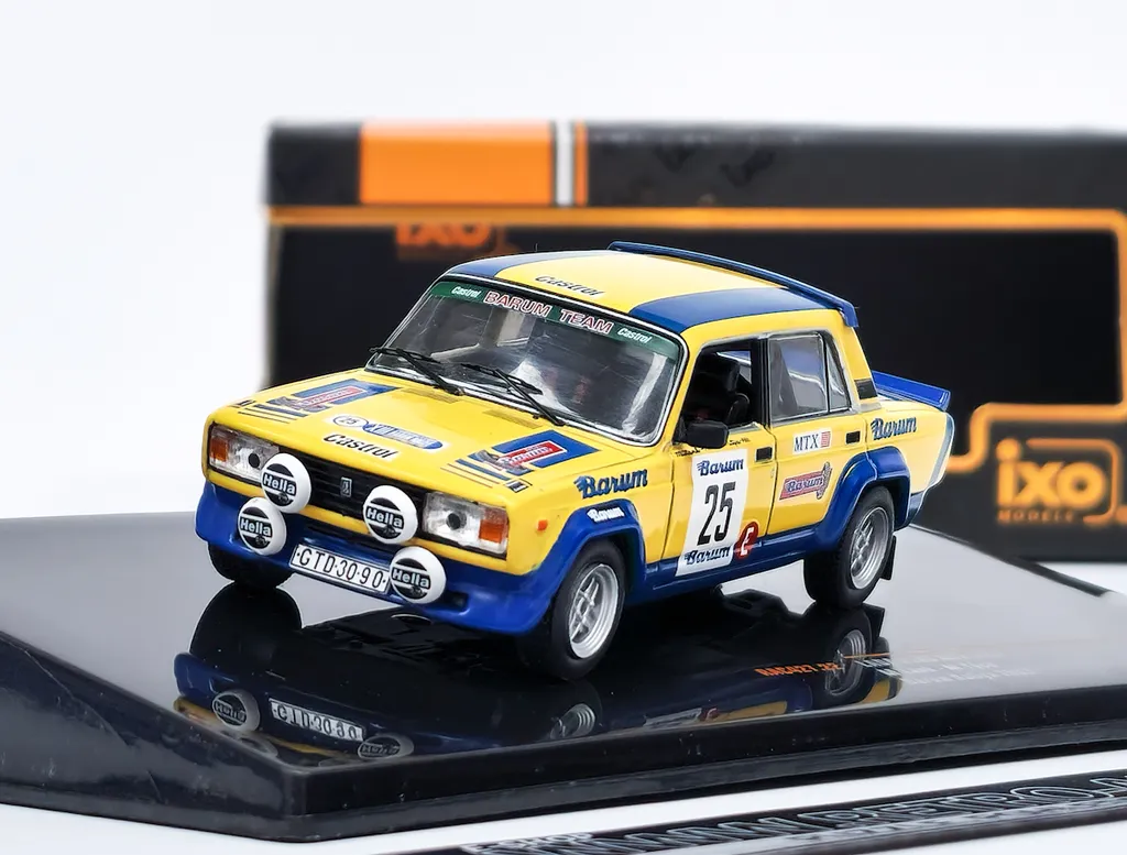 Lada 2105 MTX Rallye 1983 IXO 1:43 - Idéal pour Collectionneur Passionné