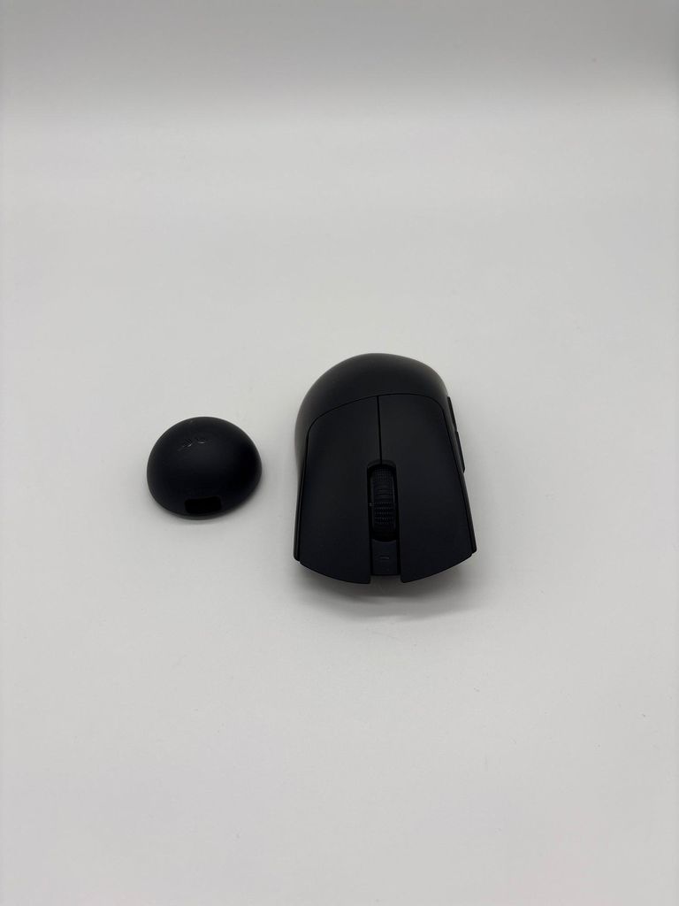 Razer DeathAdder V4 Pro – Kabellose Esports-Maus | 56 g | Produktbild 