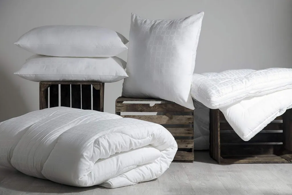 Oreiller Confortable 66x66 cm Belledorm BM505 pour Dormir et Lire
