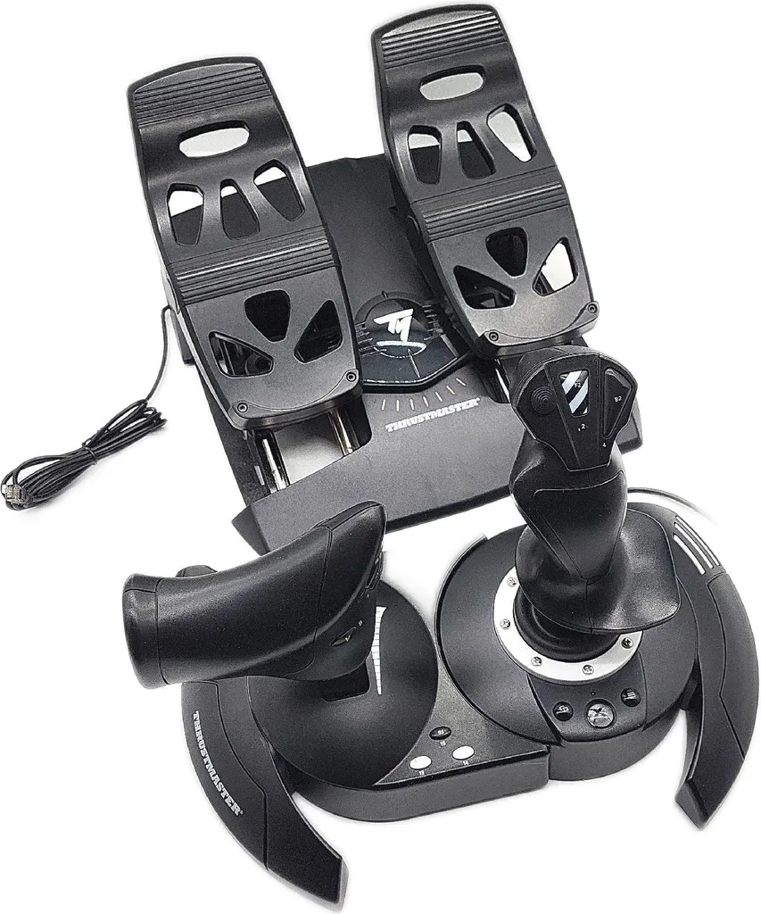 Pilotez avec le Thrustmaster T.Flight Full Kit X pour Flight Simulator - 27