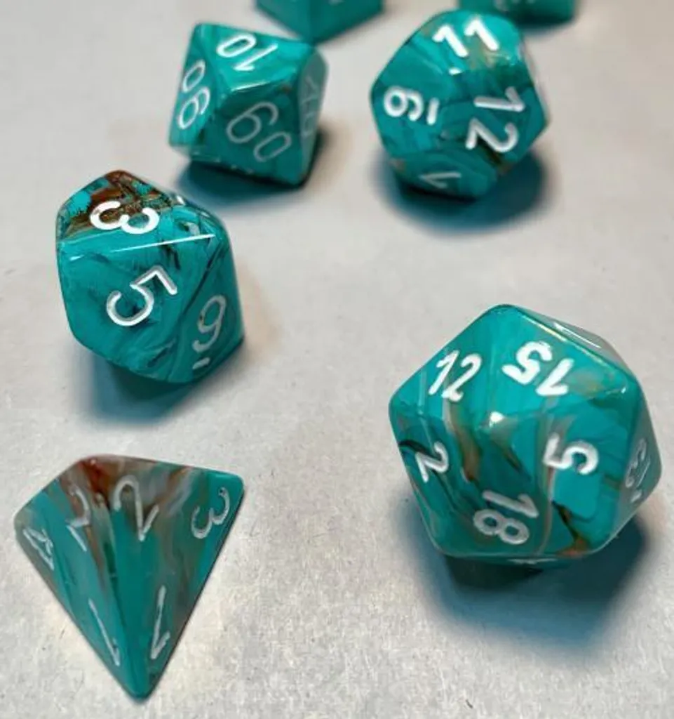 Dés de JDR Lisibles et Équilibrés : Chessex Marble Oxi-Cuivre Blanc