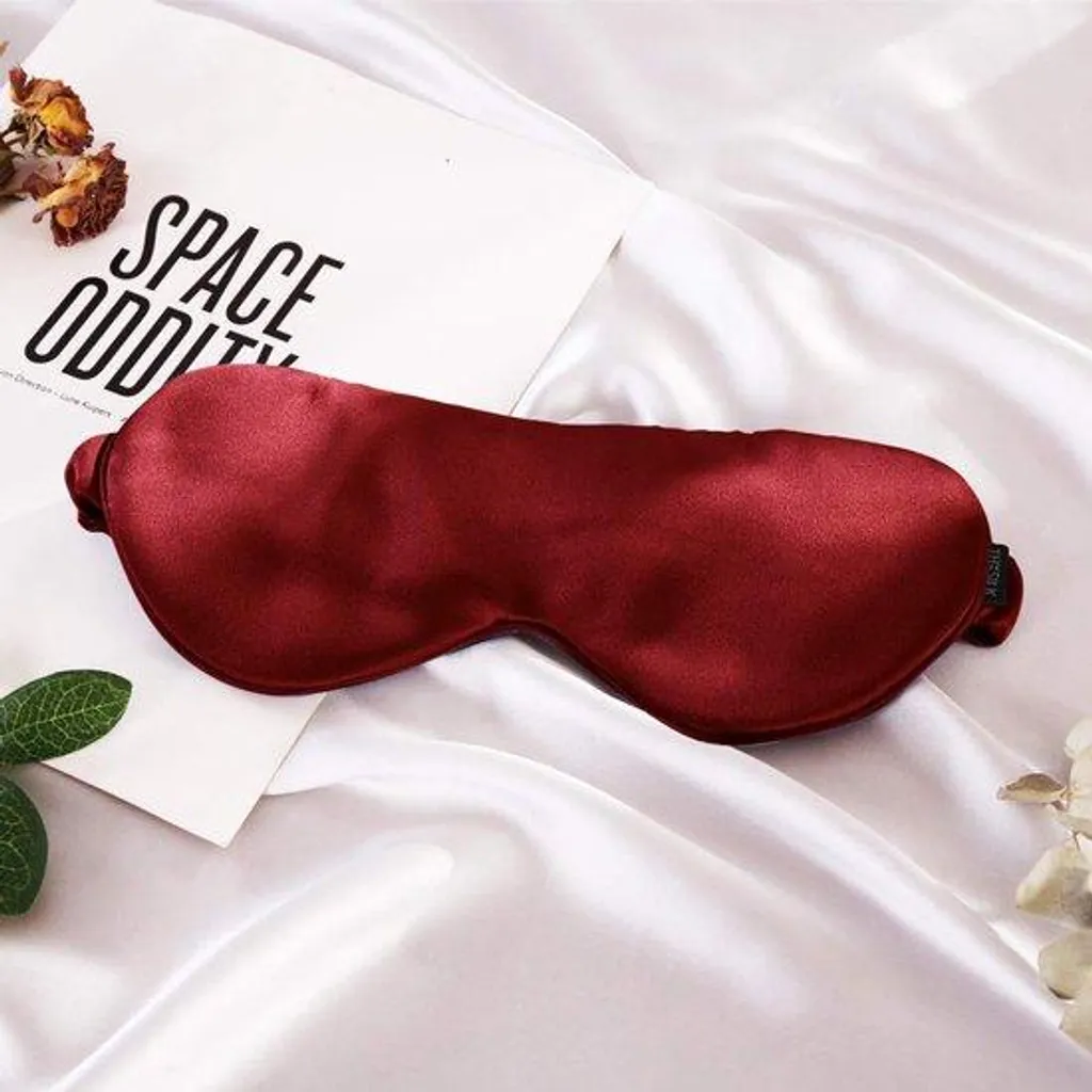 Masque de sommeil voyage en soie rouge - Repos garanti en avion et train