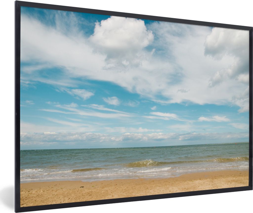 MuchoWow MuchoWow Gerahmtes Poster Strand - Sommer - Wolken 90x60 cm - Poster mit zchwarzem Bilderrahmen - Fotorahmen - Foto-Plakat