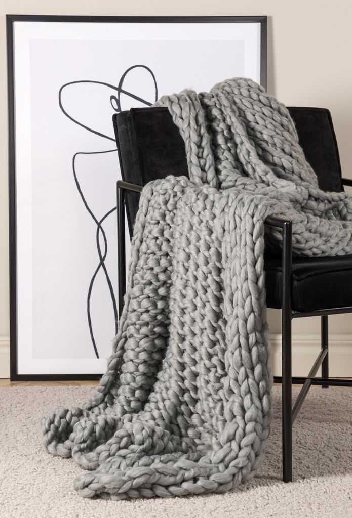 Venture Home Decke Kate Hellgrau