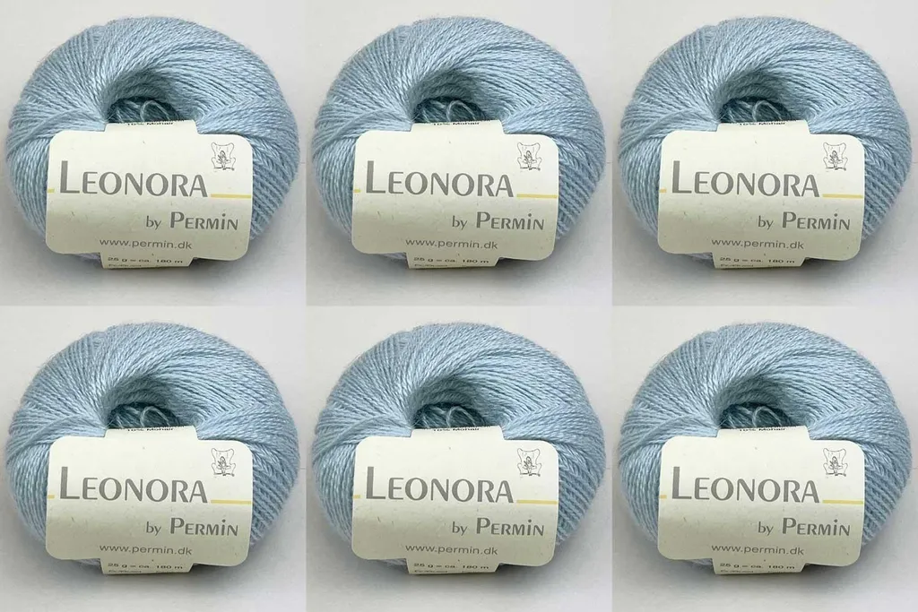 6 pelotes Leonora Permin - Fil soie laine et mohair bleu ciel 45