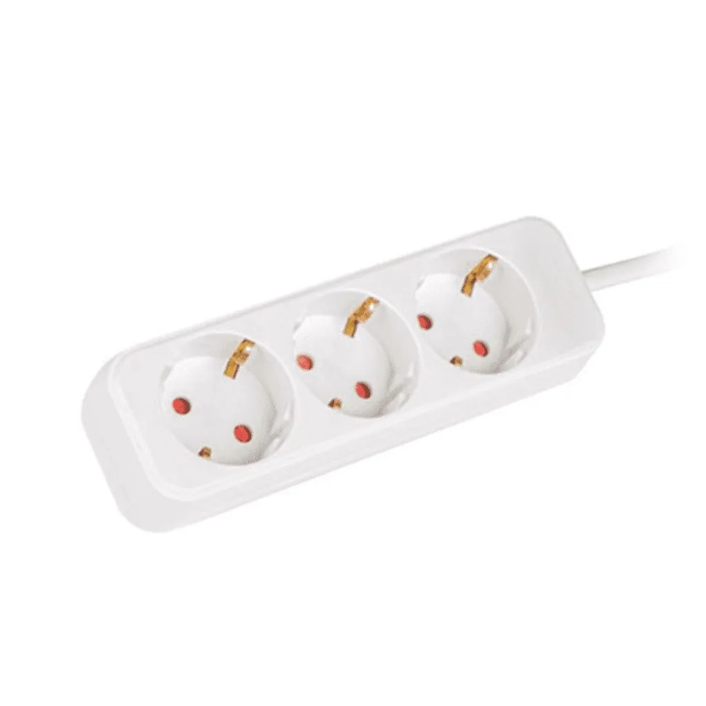 Lanberg PS0-03F-0150-W Multipresa 3 Posti Schuko 1.5m Rame Bianco
