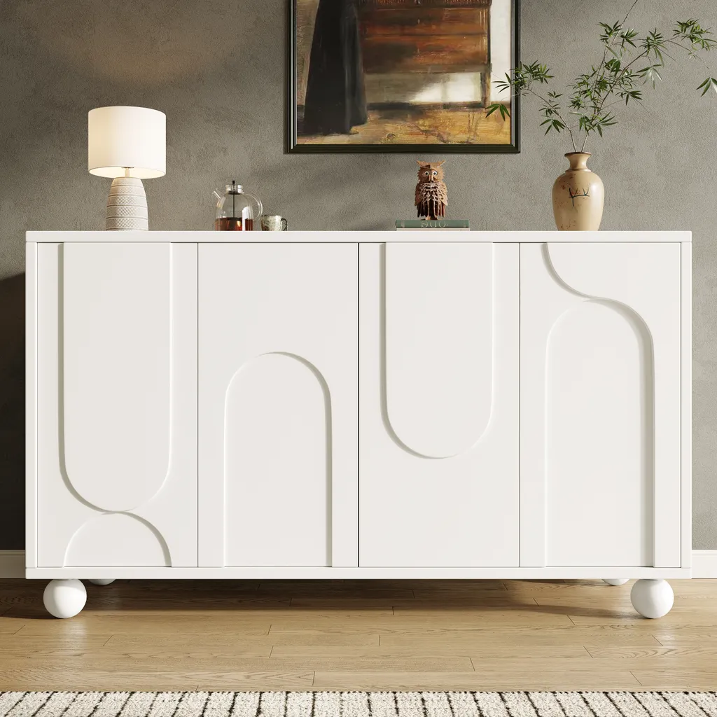 Commode blanche gain de place 4 portes pour organiser un couloir étroit