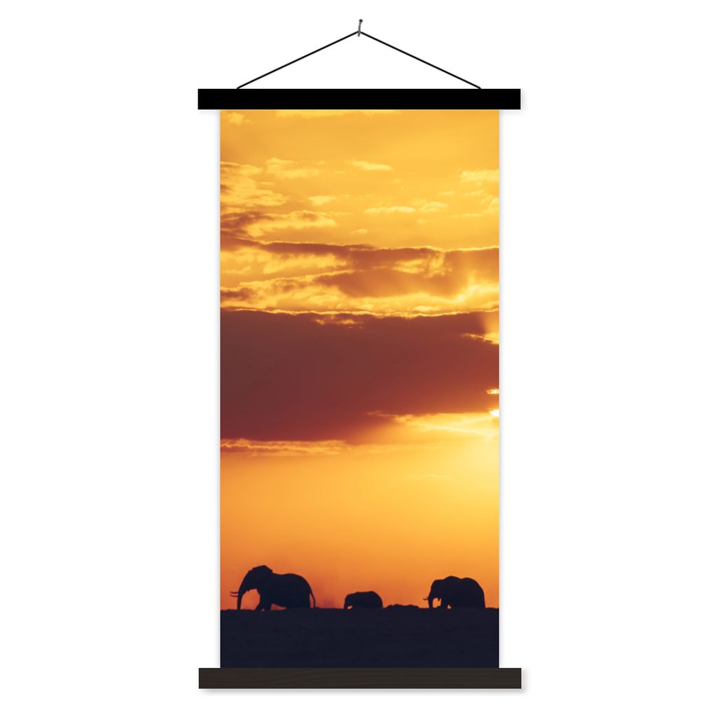 MuchoWow Textilposter Elefanten - Horizont - Sonnenuntergang - Tiere 90x180 cm mit schwarzem Rahmen - Dekoration Wohnzimmer