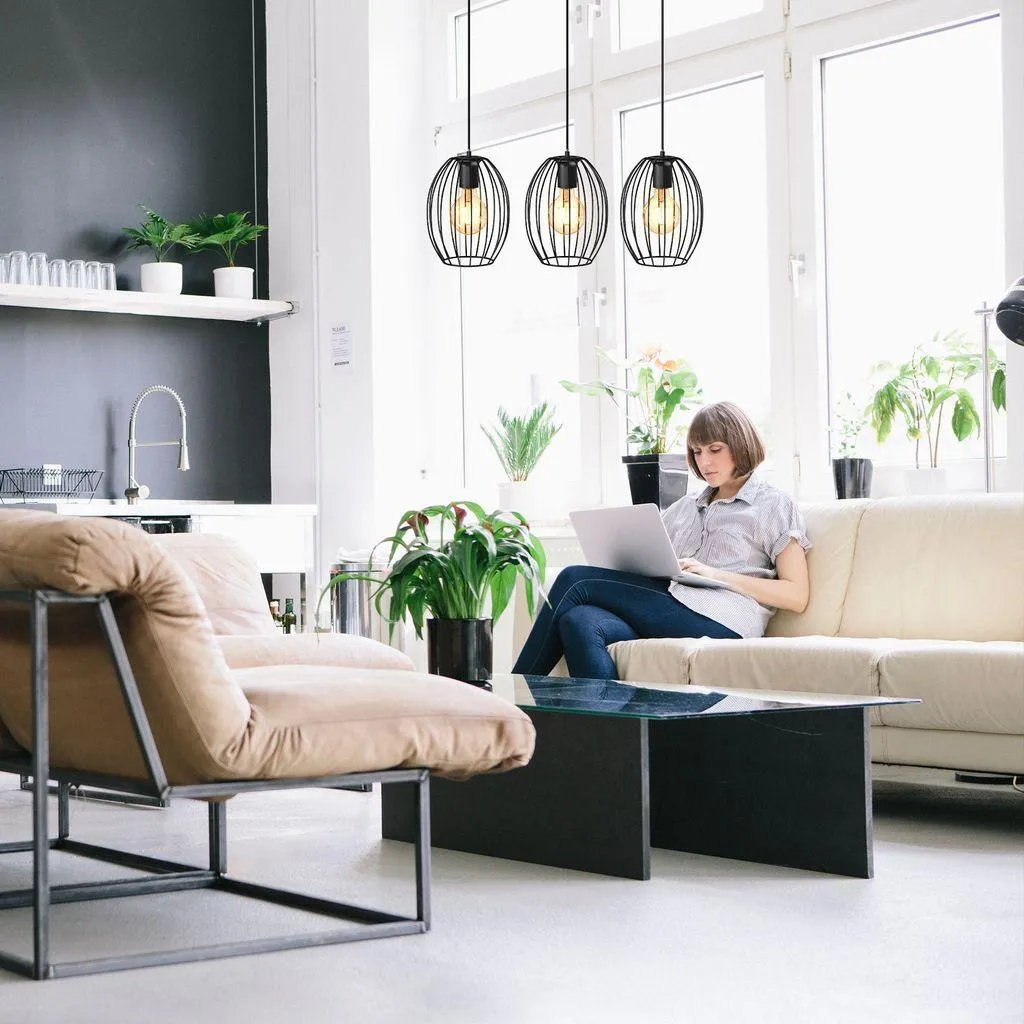 Grand Luminaire Suspendu Industriel pour Illuminer les Pièces Sombres