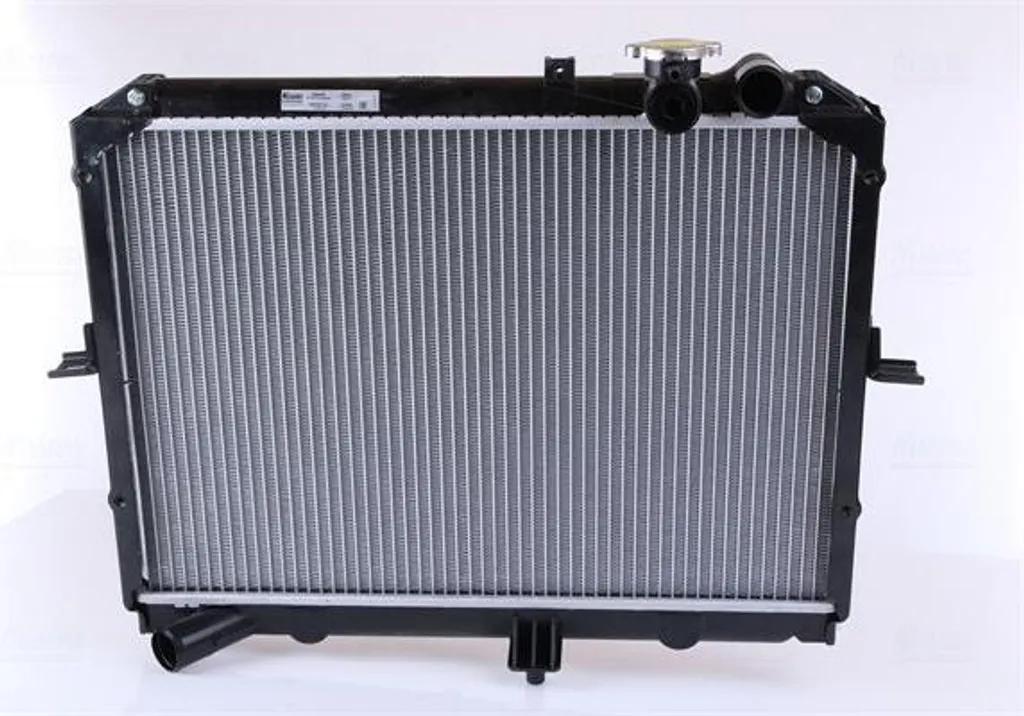 Évitez la surchauffe avec le radiateur NISSENS 66645 pour Kia Pregio