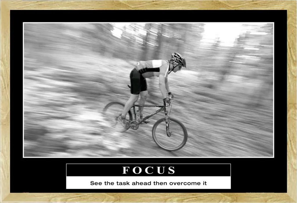 Maxi Poster Motivazionale Focus + Cornice Shinsuke Legno Faggio