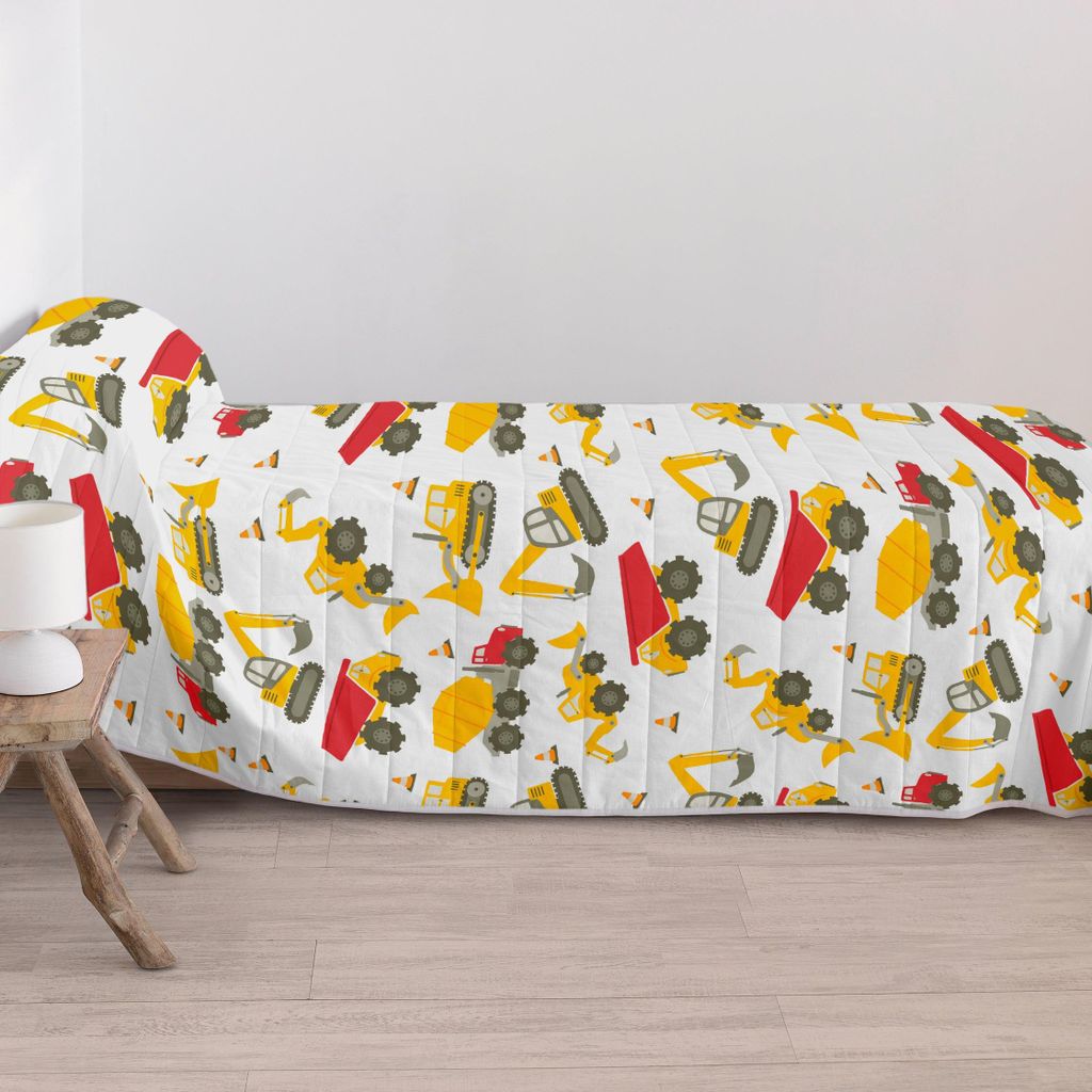 Machinery Tagesdecke 180x260 cm (Bett 80/90/105) 100 % Baumwolle (außen) 100 % Polyester (Füllung) Hergestellt in Europa
