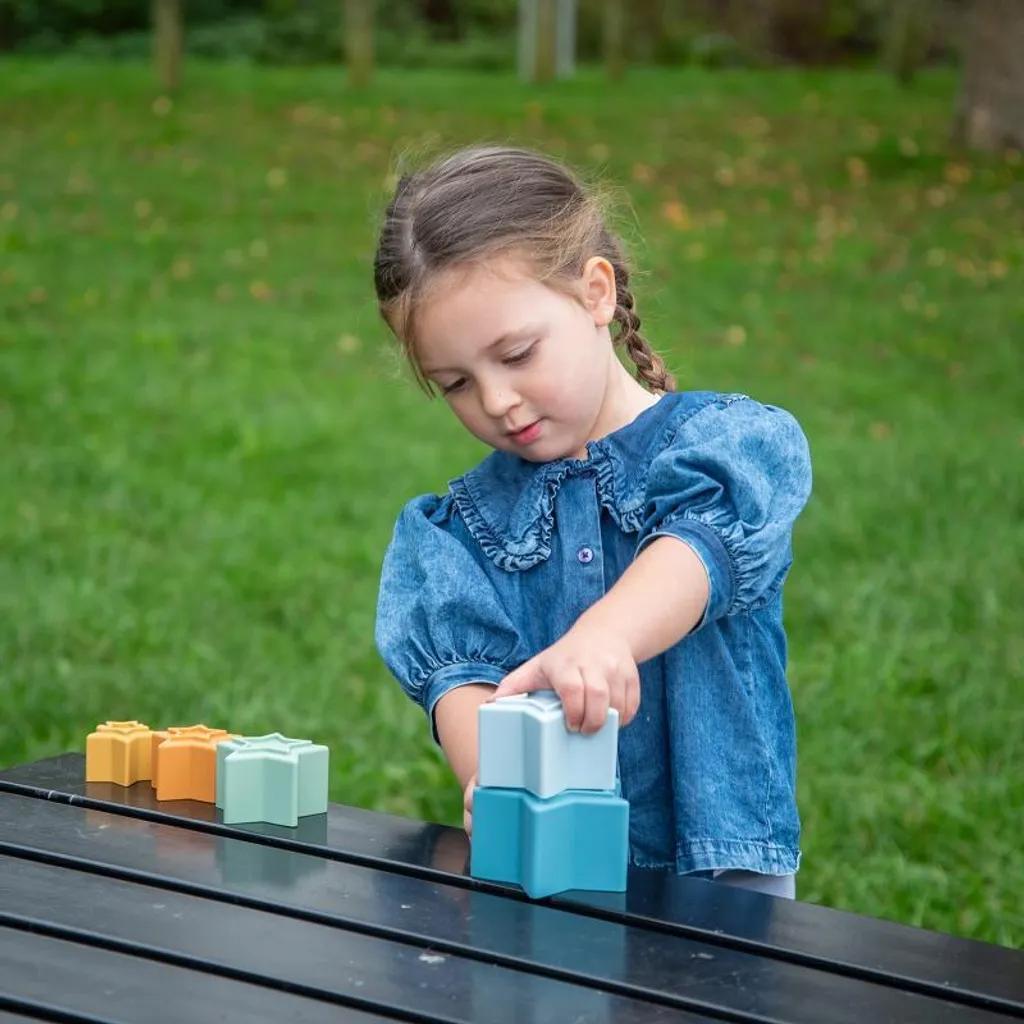 TickiT Silicone Gobelet à empiler Jouet bébé neutre éducatif 7 pièces