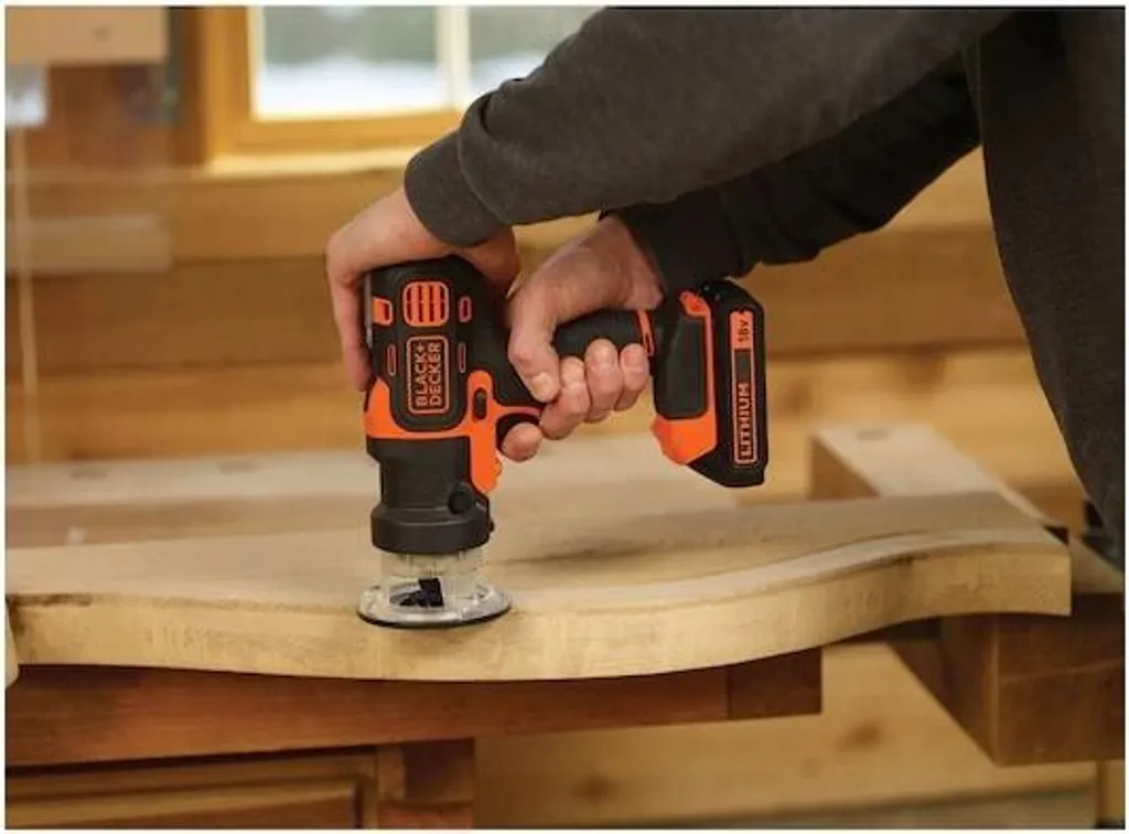 Perceuse multi-tête 18V MULTIEVO BLACK+DECKER système interchangeable