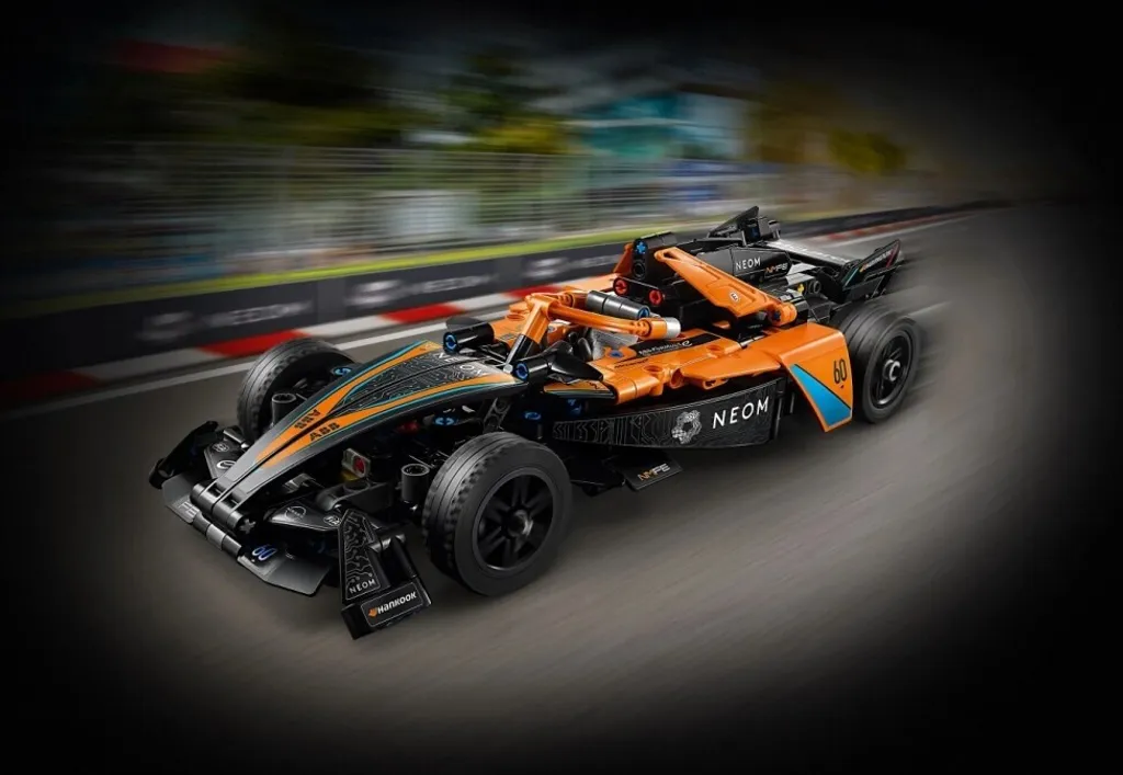 Voiture de Course McLaren Formula E LEGO Technic 42169 à Construire - 40