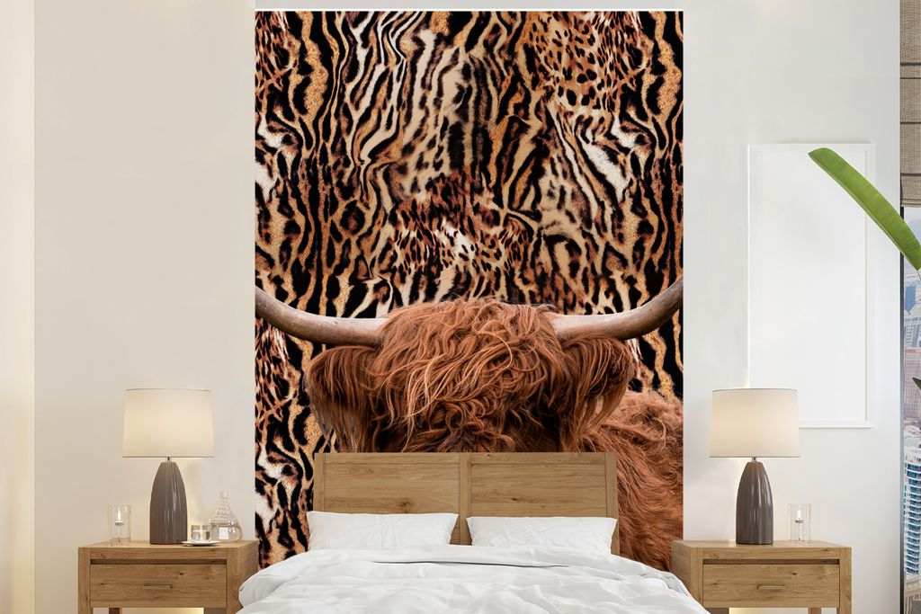 MuchoWow Fototapete für Wohnzimmer oder Schlafzimmer Wandtapete Vinyl Motivtapete Panther Druck - Schottischer Highlander - Tiere - 180x280 cm -...
