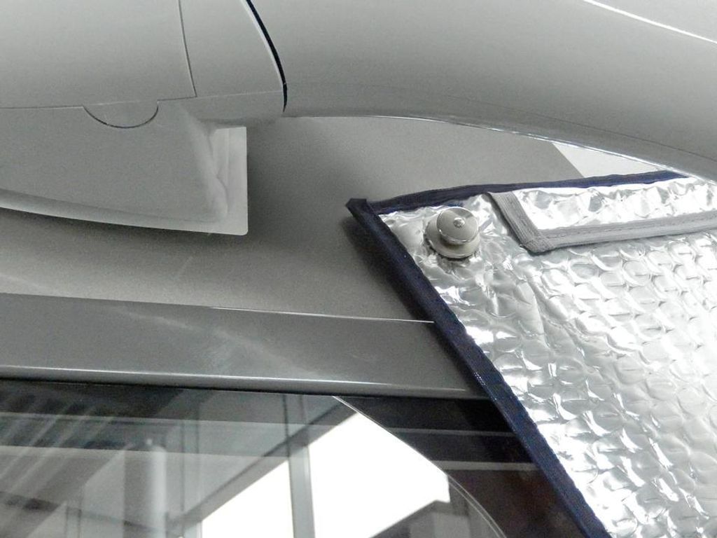 Hindermann 8530-7405, Abdeckung der Windschutzscheibe, Caravan, Silber, Einfarbig, Vorderseite, 2670 mm