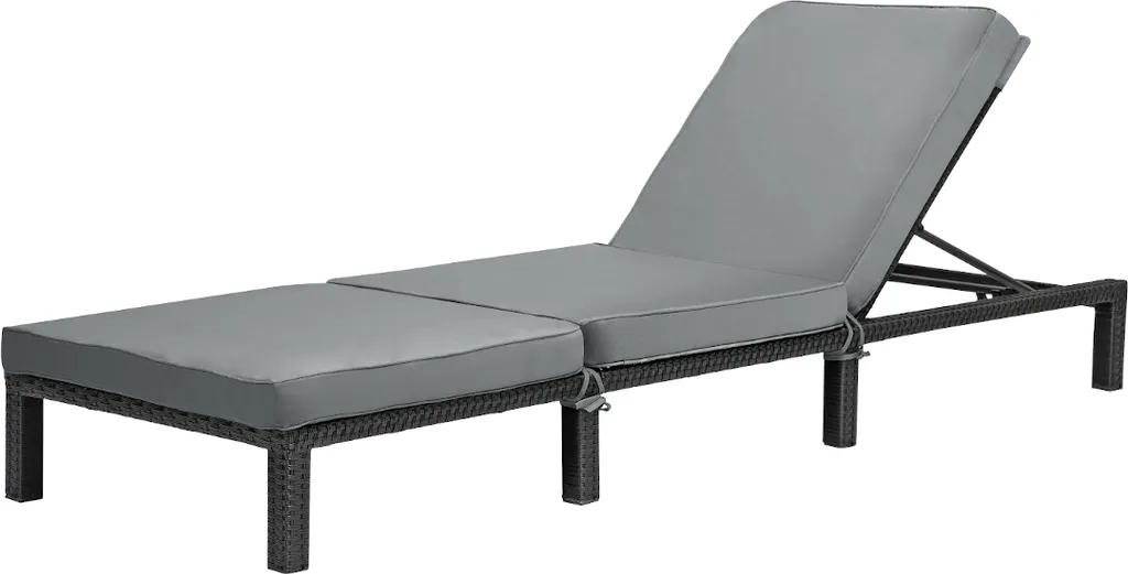 Chaise longue de jardin SVITA PEACH en polyrotin noir et coussin pliable