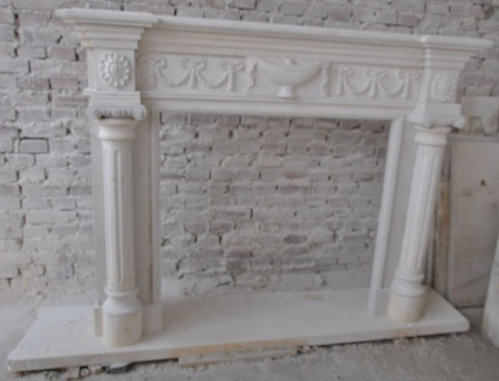 Casa Padrino Luxus Barock Kaminumrandung Beige 150 x 30 x H. 120 cm - Prunkvolle Kamin Umrandung aus hochwertigem Marmor - Barock Kamin Deko Access...