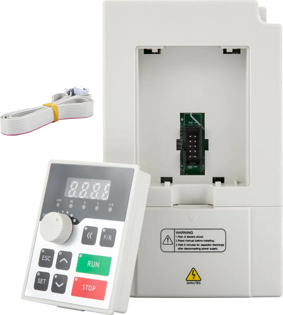 Variateur de vitesse VFD 3KW 4 CV contrôle précis et stable 220V AC