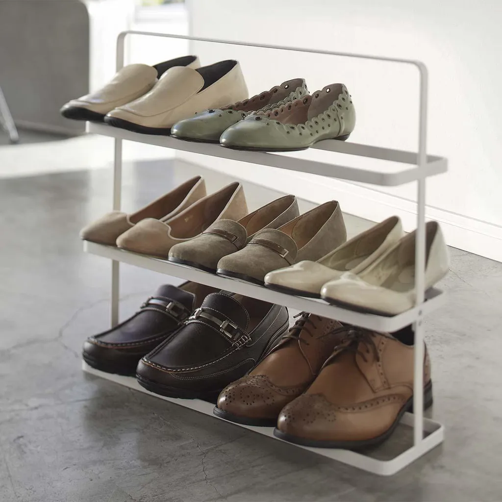 Meuble Chaussures Étroit pour Finir le Désordre dans l'Entrée Blanche