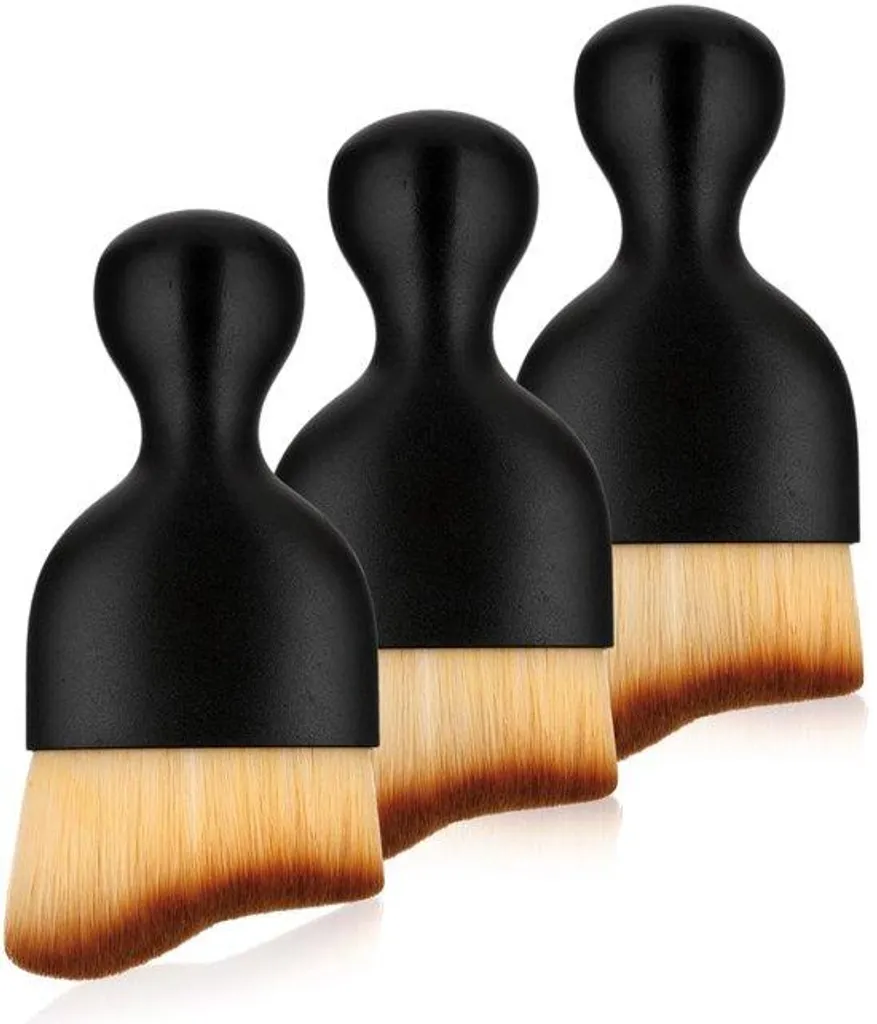 Nettoyer l'habitacle voiture facilement avec ce lot de 3 brosses douces