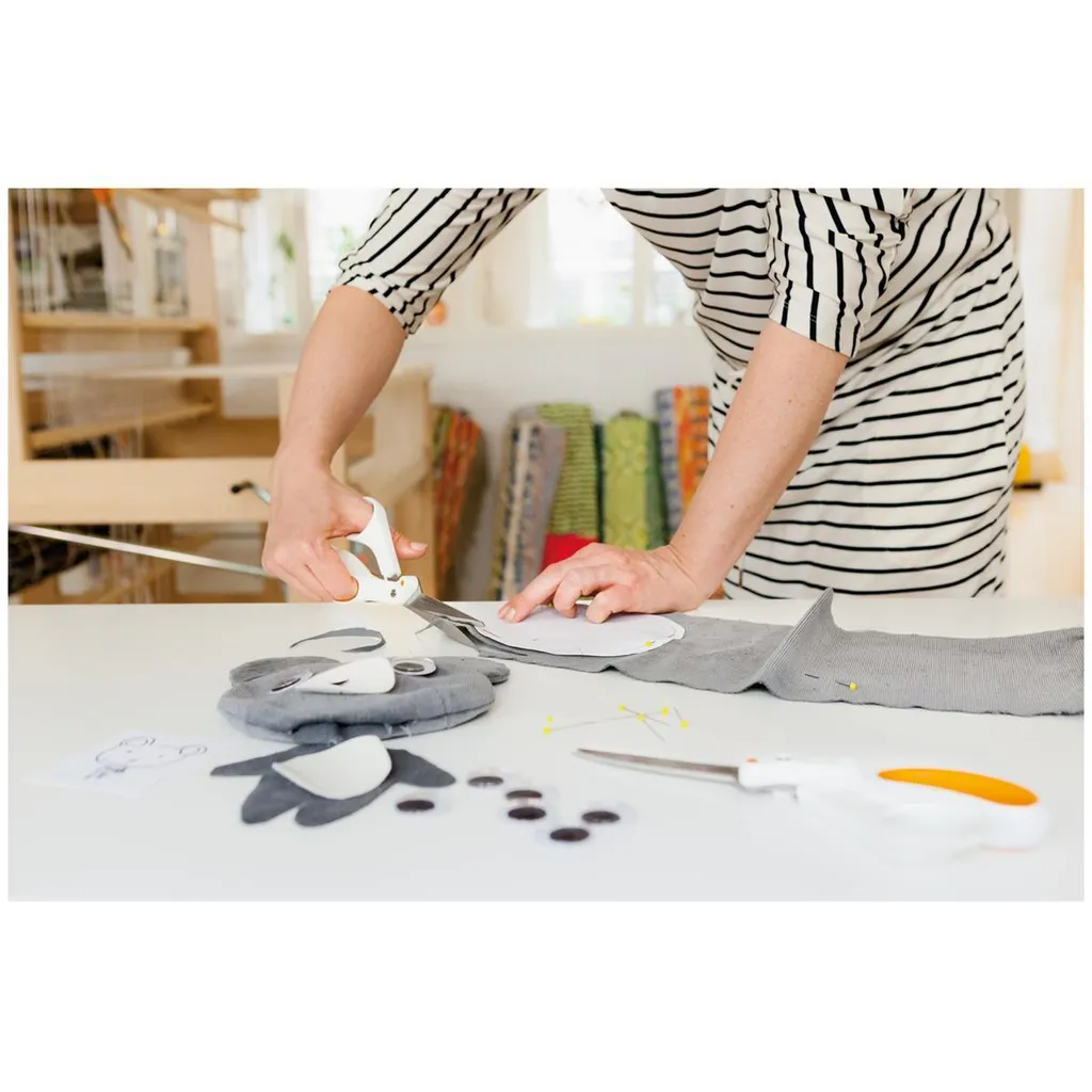 Ciseaux Fiskars ServoCut 9154 : Technologie Micro-Tip et Coupe Facile - 2
