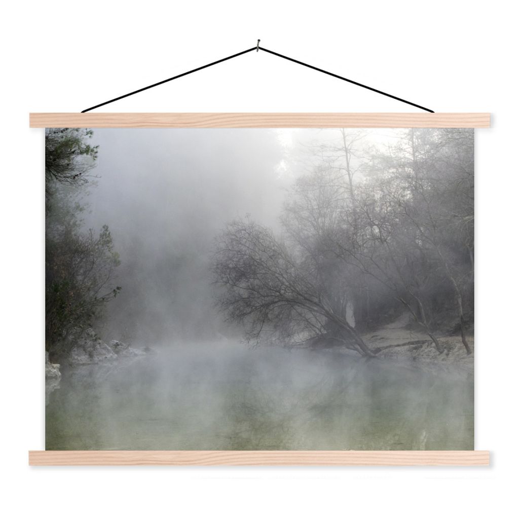 MuchoWow Textilposter Nebel - Wald - Spanien 60x45 cm mit holzfarbenen Rahmen - Bild