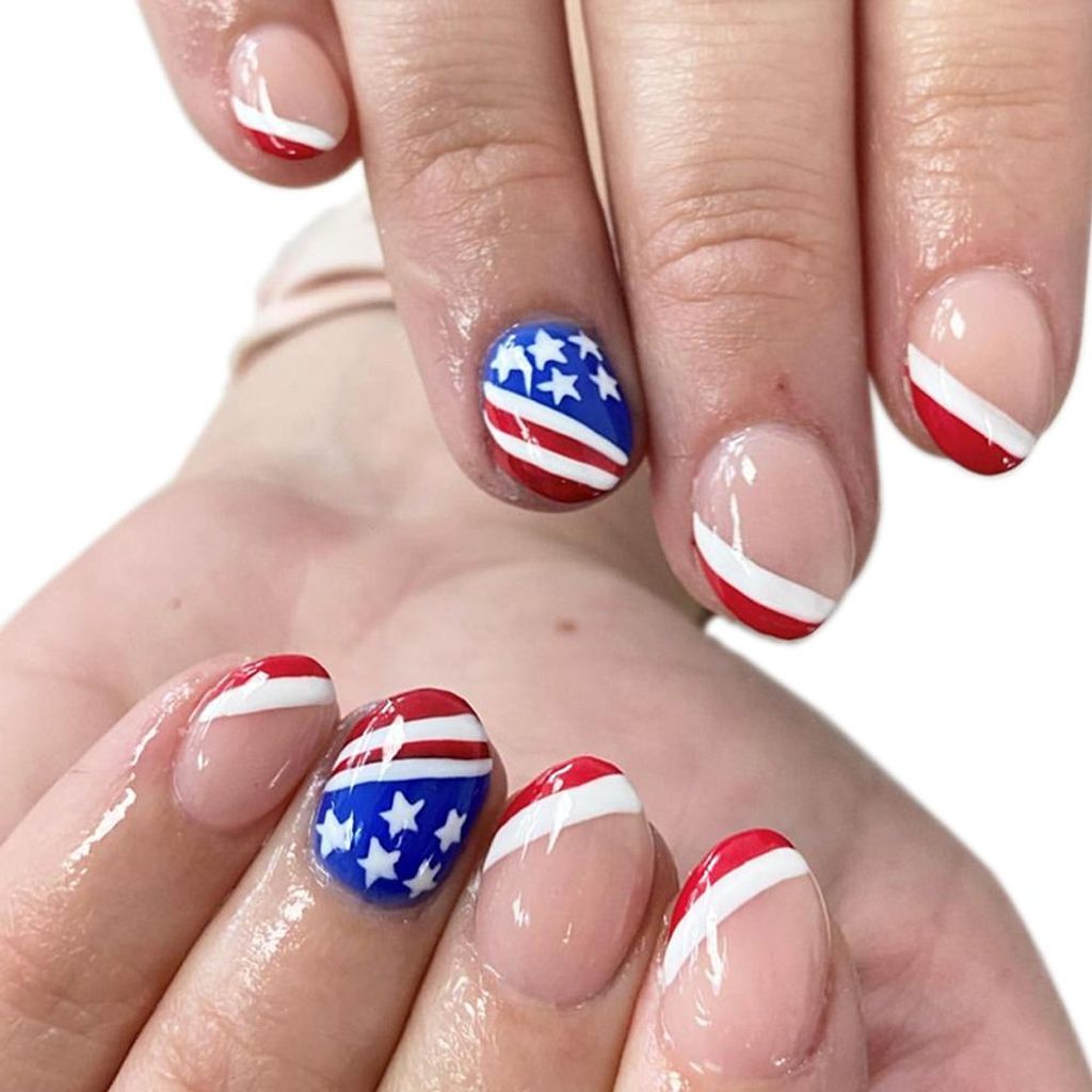 24 kurze künstliche Fingernägel zum Aufkleben, Acryl-Kunstnägel für Damen zum Unabhängigkeitstag, Set mit Klebestreifen und Nagelfeile für Damen