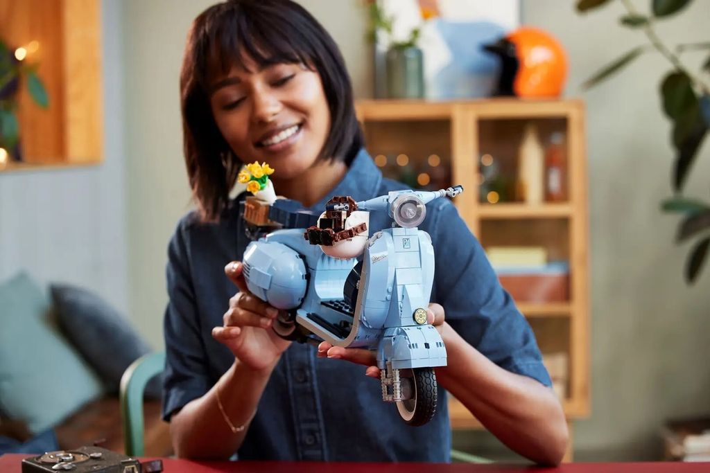LEGO® 10298 Vespa 125 Obrázok produktu 26