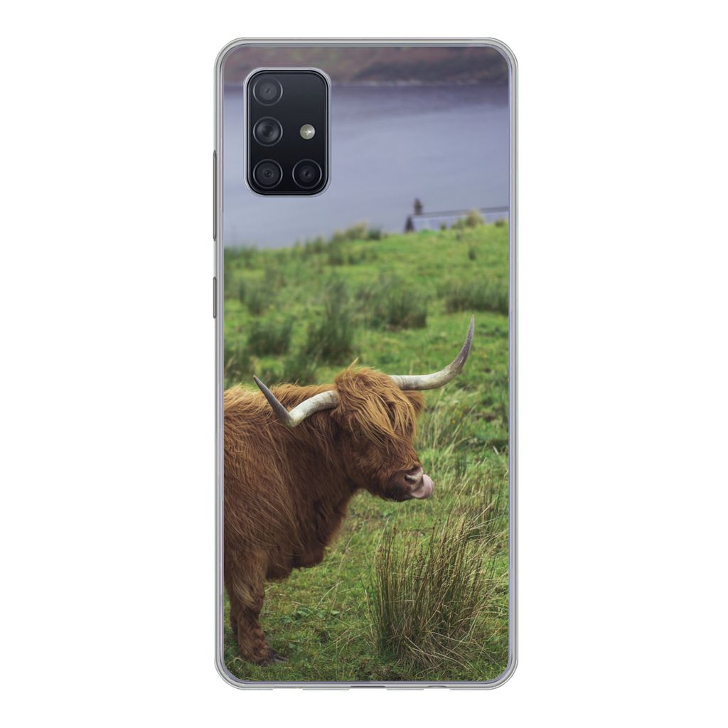 MuchoWow Handyhülle Schutzhülle Hülle für Samsung Galaxy A71 Schottische Highlander - Gras - Wasser - Tiere Silikon Softcase Handy Hülle - K...
