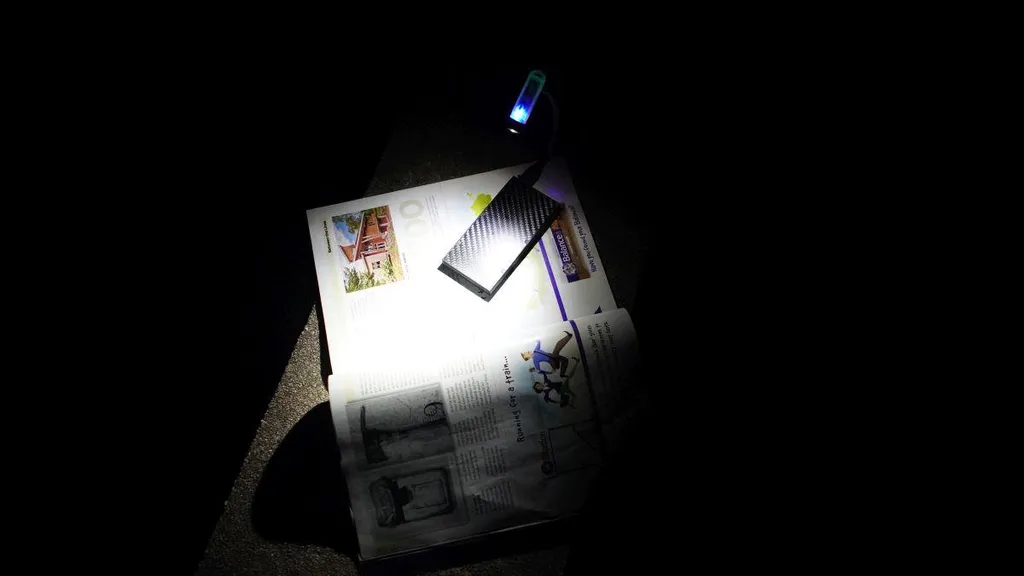 Mini Torcia Nitecore TIKI GITD 300 Lumen LED UV e High CRI - 17