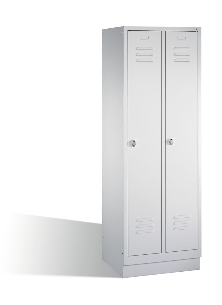 Garderobenschrank, einzeln verschließ. Abteil, BxTxH 610x500x1800 mm, 2 Abteile, B 300 mm, Sockel, Drehriegel, RAL 7035