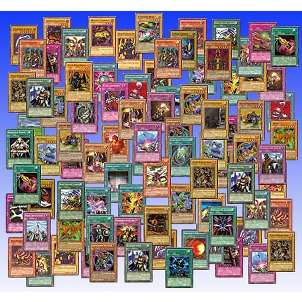 1 Yu-Gi-Oh Tin Box und 100 verschiedene Yu-Gi-Oh Karten 