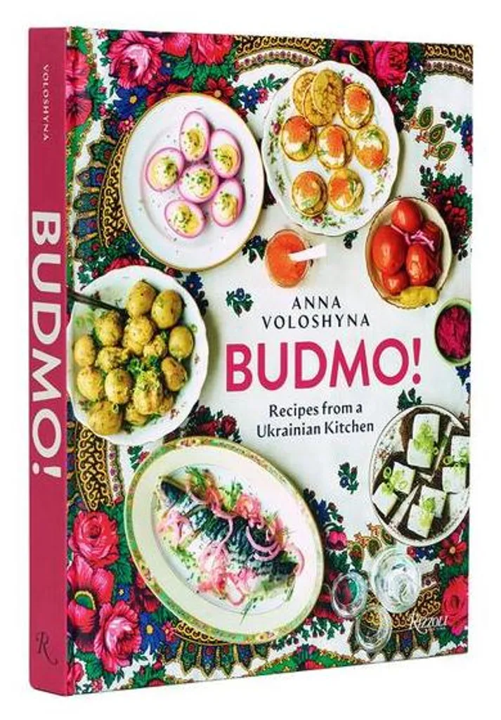 Beau Livre de Recettes Budmo ! Gastronomie et Culture d'Ukraine Illustré