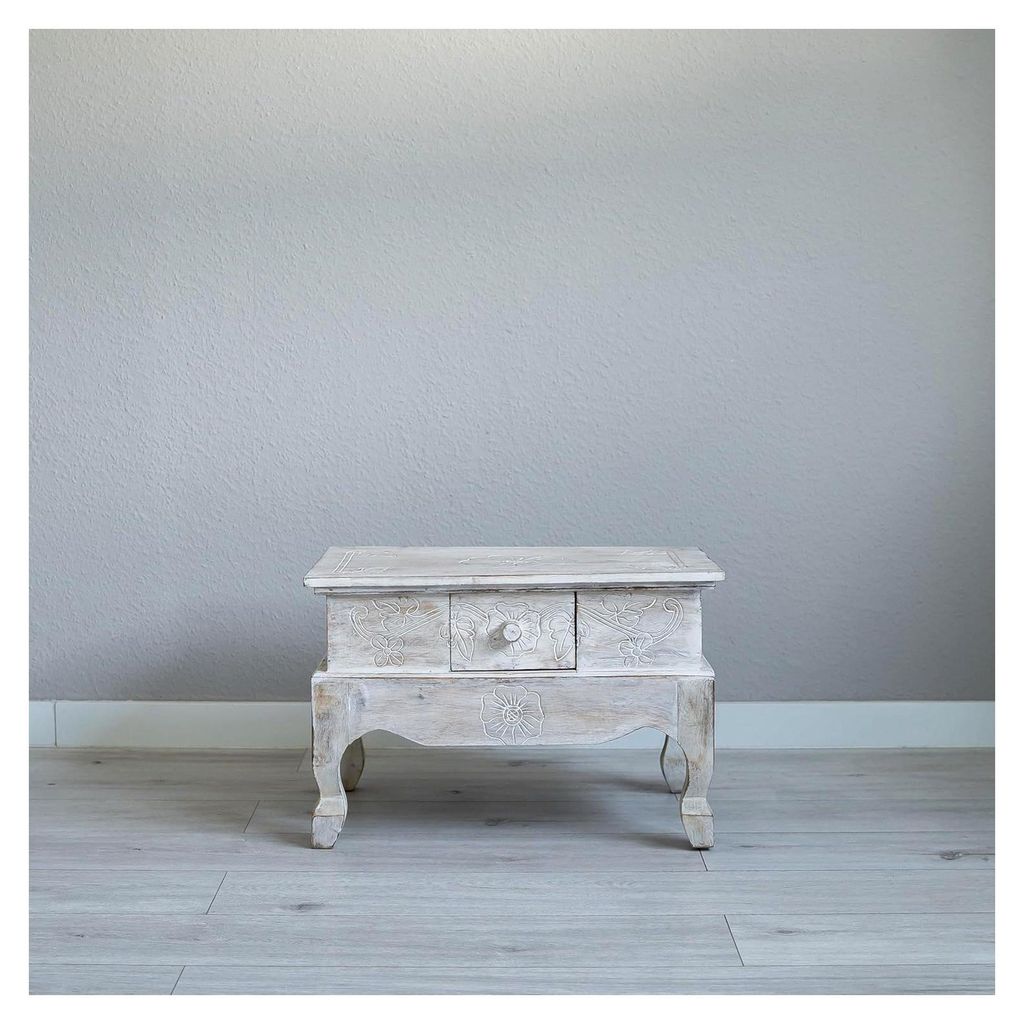 Opiumtisch mit Schublade – 60x40x40cm – Handgeschnitzter Beistelltisch aus Holz von Bali, bringt asiatischen Charme in Ihr Zuhause