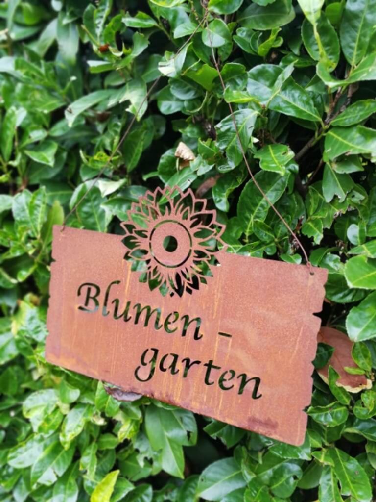 Edelrost Schild Blumengarten Produktbild 