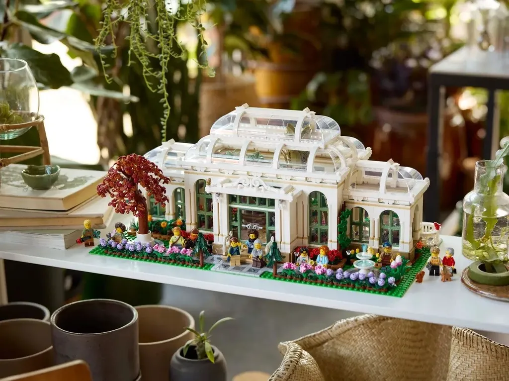 LEGO 21353 Jardin Botanique : Le Défi Ultime pour Constructeurs Experts