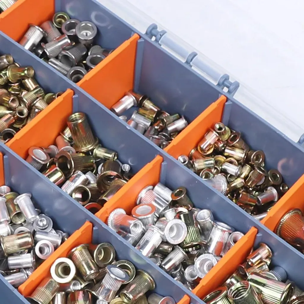 Jeu d'écrous à sertir M3 à M12 en inox - Coffret de 1200 pièces argent