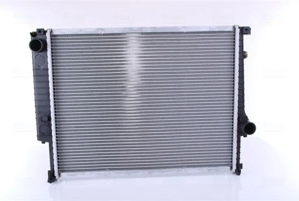 Radiateur moteur alu Nissens 60759A compatible BMW 1469179 haute qualité