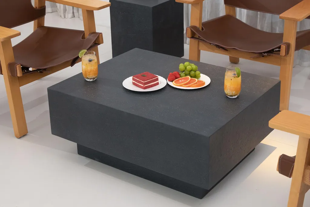 Table basse rectangulaire en pierre de travertin noir TEVERE Medium