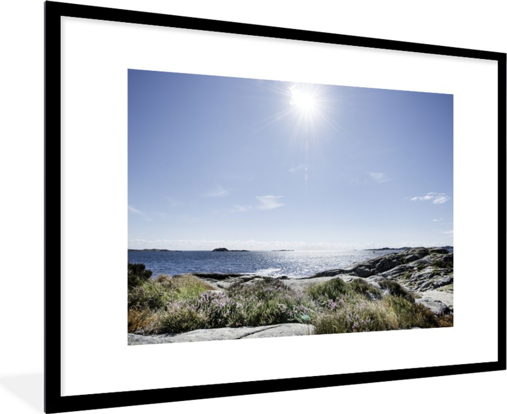 MuchoWow MuchoWow Gerahmtes Poster Strand - Natur - Sonne 90x60 cm - Poster mit zchwarzem Bilderrahmen - Wanddekoration - Fotos