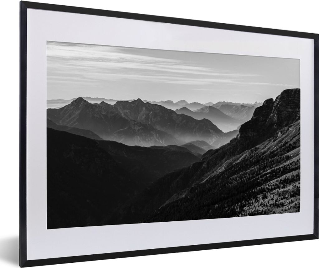 MuchoWow Gerahmtes Poster Berge - Natur - Nebel 60x40 cm - Poster mit Schwarzem Bilderrahmen Wandposter Rahmen Foto Bilder - Schlafzimmer - Plaka...