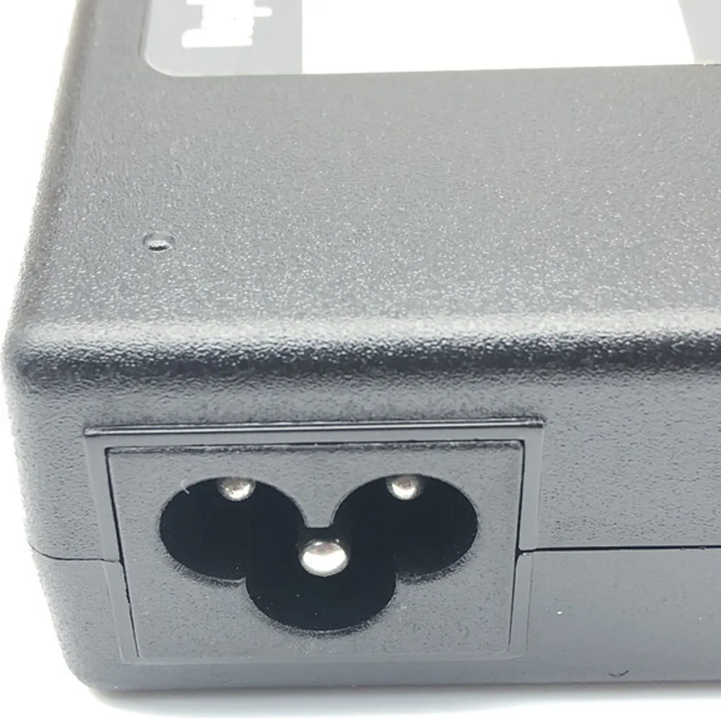 Alimentatore 19V 4.74A 90W per Toshiba Satellite L655 L855-17T - 6