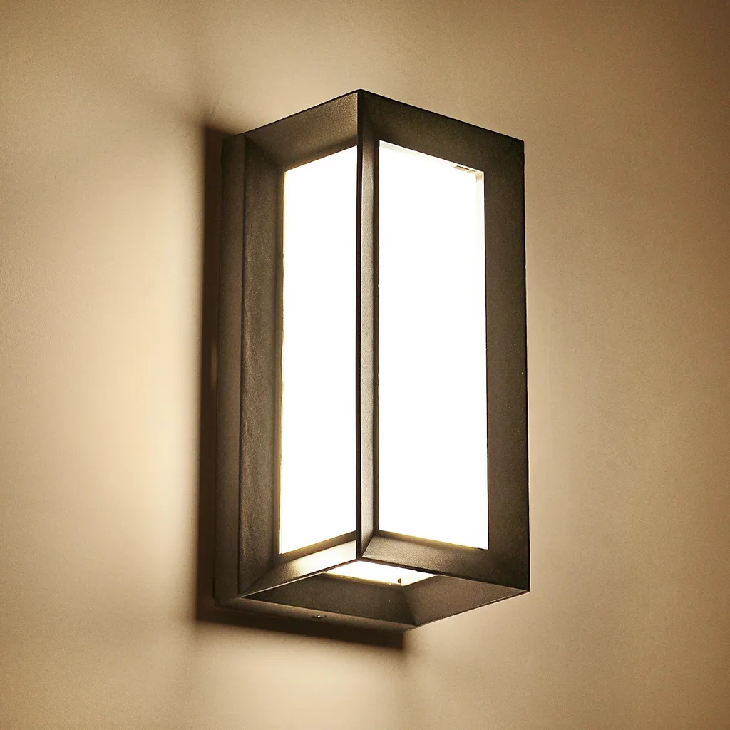 Applique LED d'extérieur 18W Éclairage Puissant 4500K Design Noir Moderne