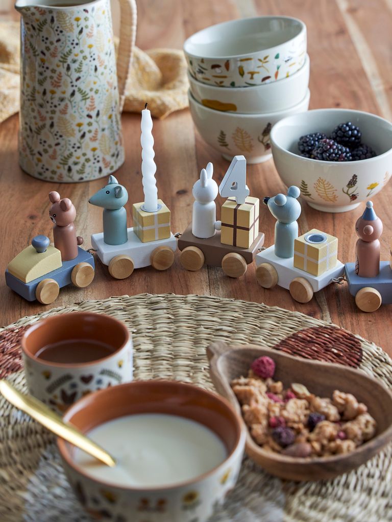 Bloomingville Kerzenhalter Kinder-Geburtstagszug Happy Produktbild 3