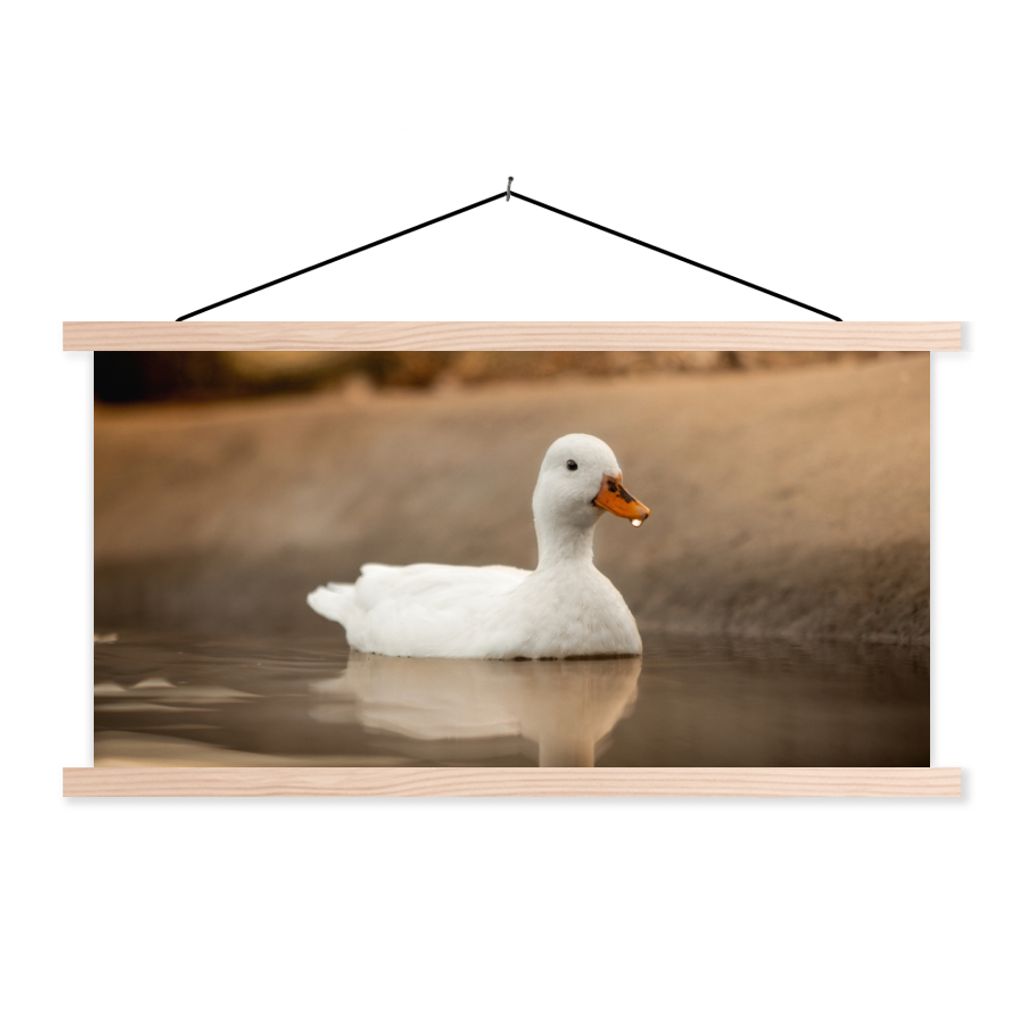 MuchoWow Textilposter Ente - Vogel - Wasser - Weiß 120x60 cm mit holzfarbenen Rahmen - Klemmleiste