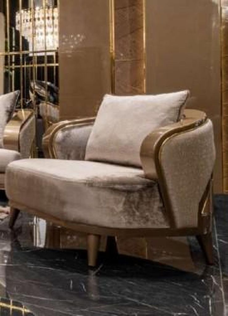 Exklusives Beiges Wohnzimmer Set Edle Couchgarnitur Tisch 2x Sofas